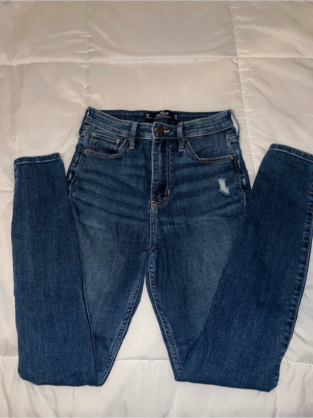 Hollister Women's Dark Wash Skinny Jeans